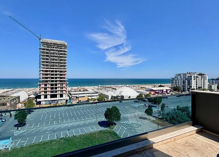 North Club Apartments II